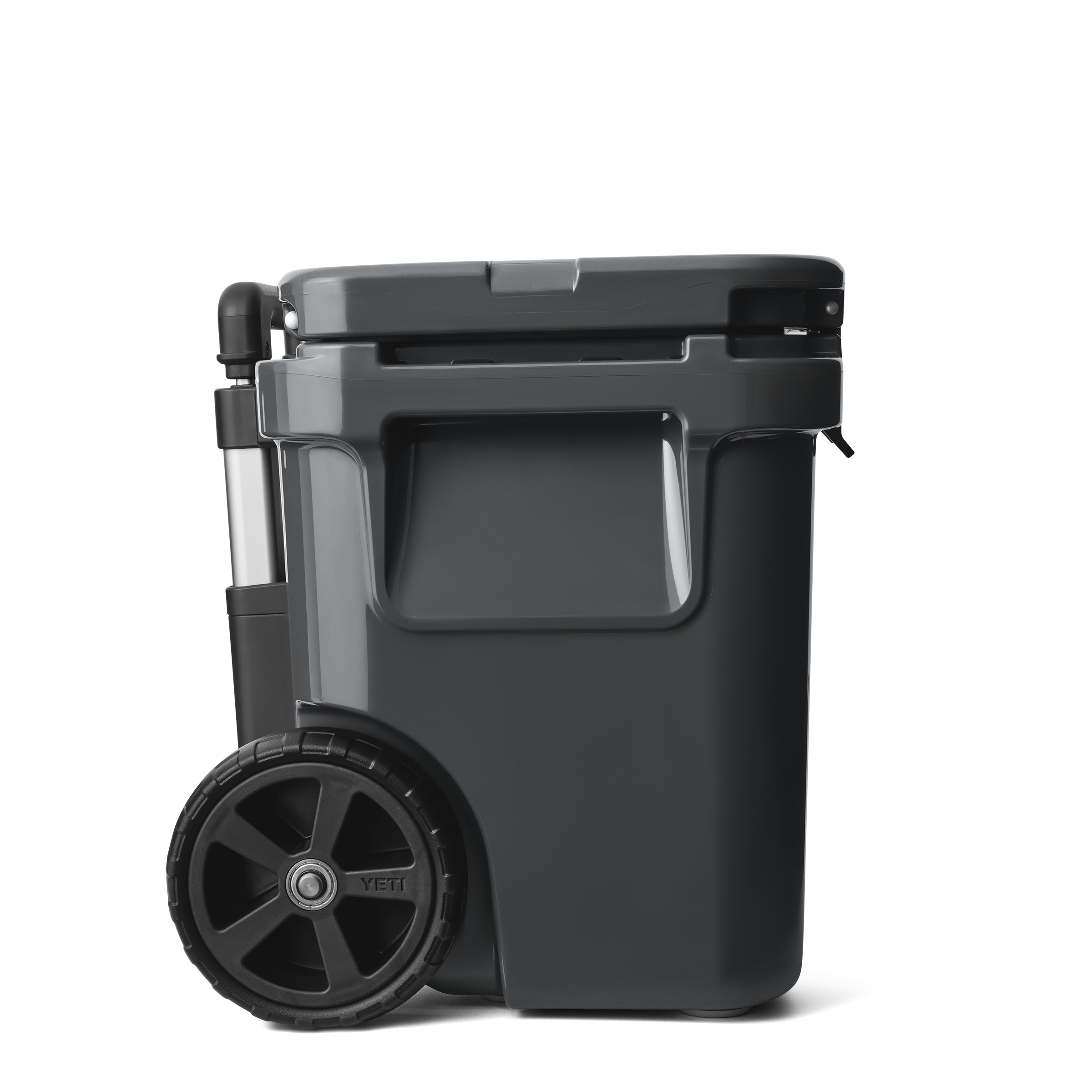 Roadie® 32 Wheeled Cool Box - Image 6